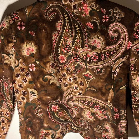 Larry Levine Short Jacket with brown and pink floral and paisley design. - Picture 2 of 12